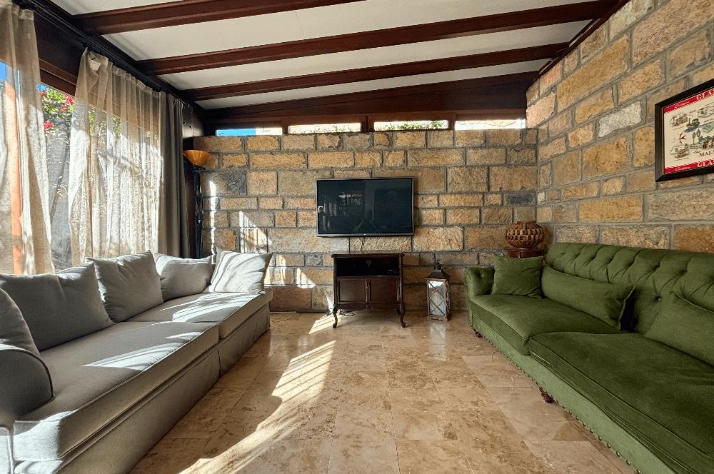 Bodrum Umurca Geniş Müstakil Bahçeli 6+1 Kiralık Dubleks Villa