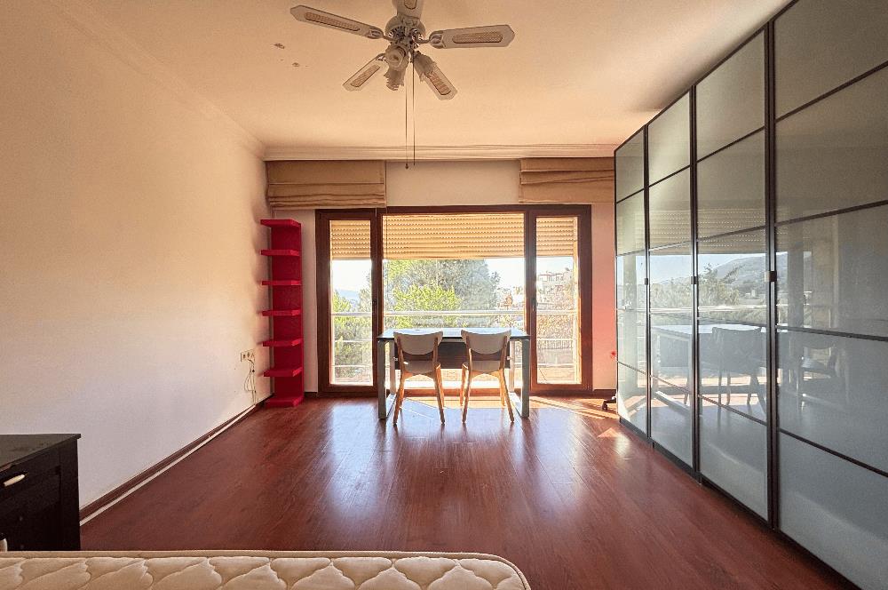Bodrum Umurca Geniş Müstakil Bahçeli 6+1 Kiralık Dubleks Villa