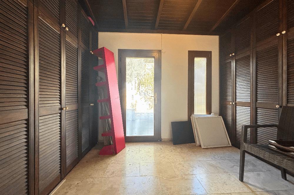 Bodrum Umurca Geniş Müstakil Bahçeli 6+1 Kiralık Dubleks Villa