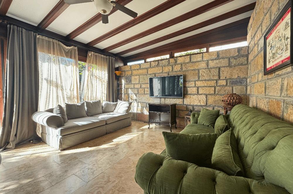 Bodrum Umurca Geniş Müstakil Bahçeli 6+1 Kiralık Dubleks Villa