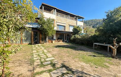 Bodrum Umurca Geniş Müstakil Bahçeli 6+1 Kiralık Dubleks Villa