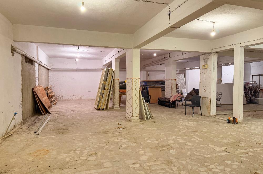 Datça Merkez'de Ana Caddede Satılık 330m2 Kullanımlı Fırsat Depo