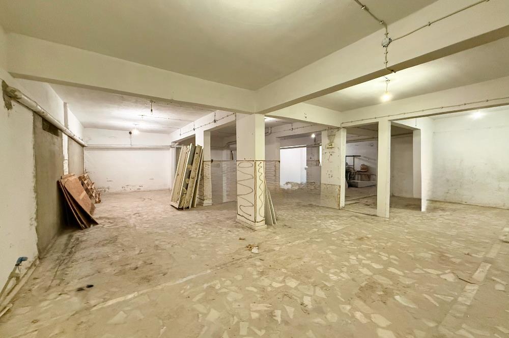 Datça Merkez'de Ana Caddede Satılık 330m2 Kullanımlı Fırsat Depo