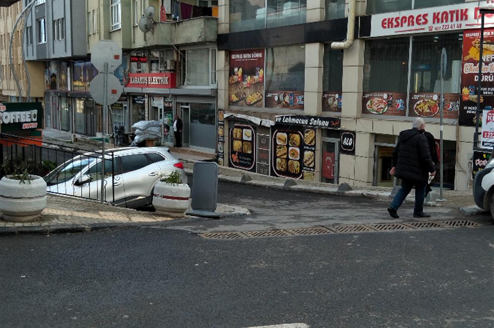 CENTURY21 PROJECT GAYRİMENKUL 'den Denizciler Cadesinde  Satılık 2+1 Daire