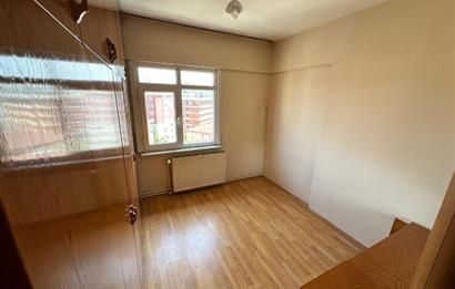 KARTAL ESENTEPE MAHALLESİ'NDE MERKEZİ KONUM 3+1 SATILIK DAİRE