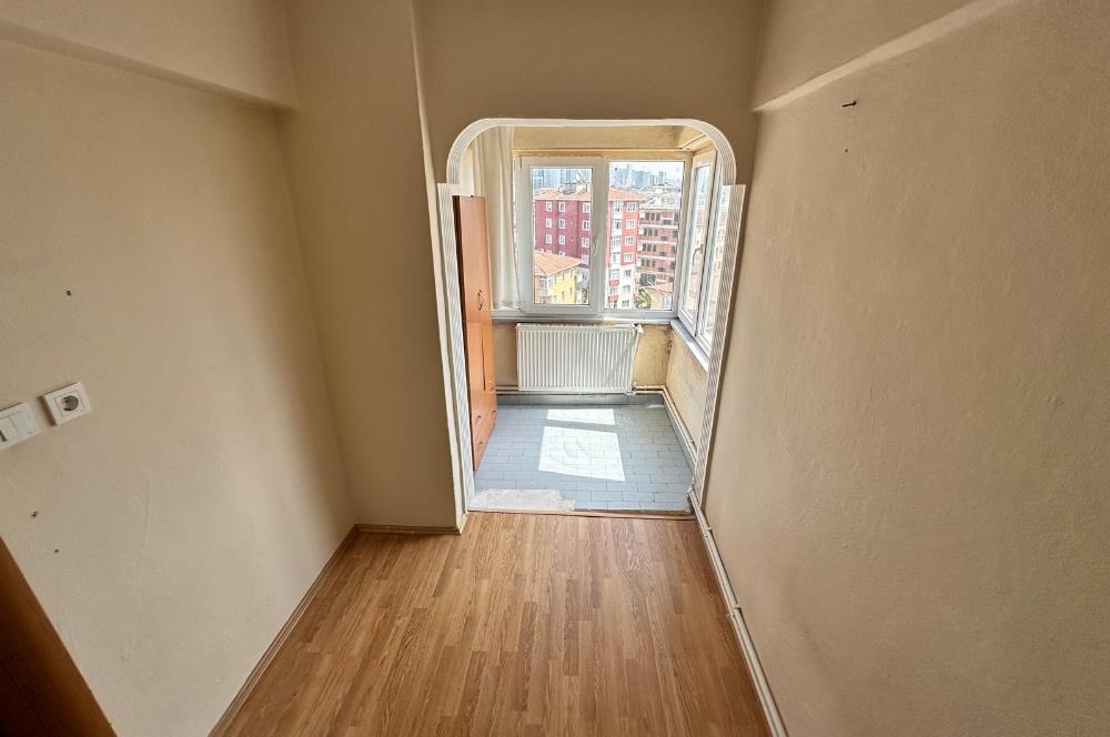 KARTAL ESENTEPE MAHALLESİ'NDE MERKEZİ KONUM 3+1 SATILIK DAİRE