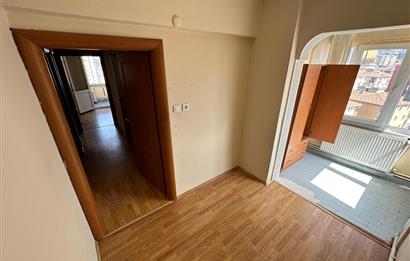 KARTAL ESENTEPE MAHALLESİ'NDE MERKEZİ KONUM 3+1 SATILIK DAİRE