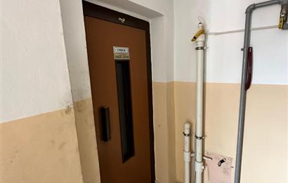 KARTAL ESENTEPE MAHALLESİ'NDE MERKEZİ KONUM 3+1 SATILIK DAİRE