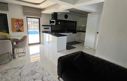 Ahmetbeyli'de Doğanın Kalbinde Mandalina Kokulu Lüks Villa