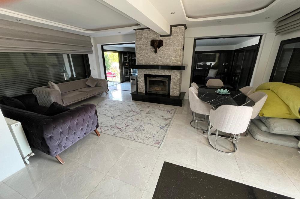 Ahmetbeyli'de Doğanın Kalbinde Mandalina Kokulu Lüks Villa