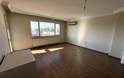 BORNOVA EGE ÜNİVERSİTESİ KARŞISI BAKIMLI KİRALIK 3+1 DAİRE