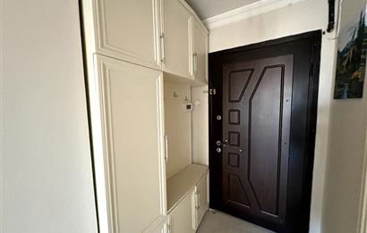 BORNOVA EGE ÜNİVERSİTESİ KARŞISI BAKIMLI KİRALIK 3+1 DAİRE