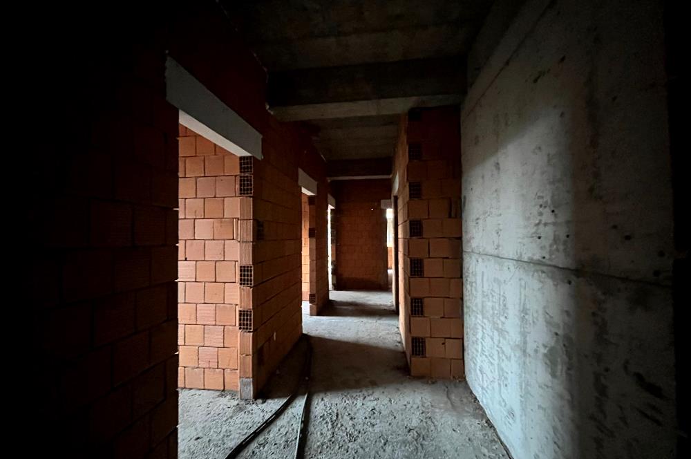 PENDİK BURNU'NDA DENİZ-ADALAR MANZARALI SIFIR 3 + 1 