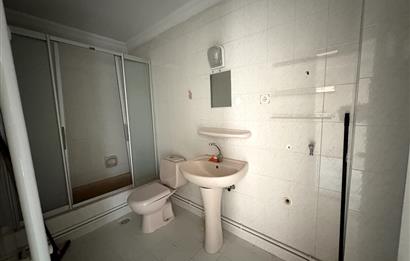 BORNOVA EGE ÜNİVERSİTESİ KARŞISI BAKIMLI KİRALIK 3+1 DAİRE