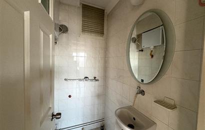 BORNOVA EGE ÜNİVERSİTESİ KARŞISI BAKIMLI KİRALIK 3+1 DAİRE