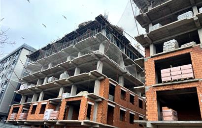 PENDİK BURNU'NDA DENİZ-ADALAR MANZARALI SIFIR 3 + 1 