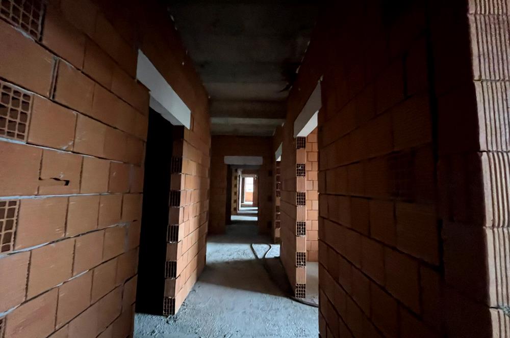 PENDİK BURNU'NDA DENİZ-ADALAR MANZARALI SIFIR 3 + 1 