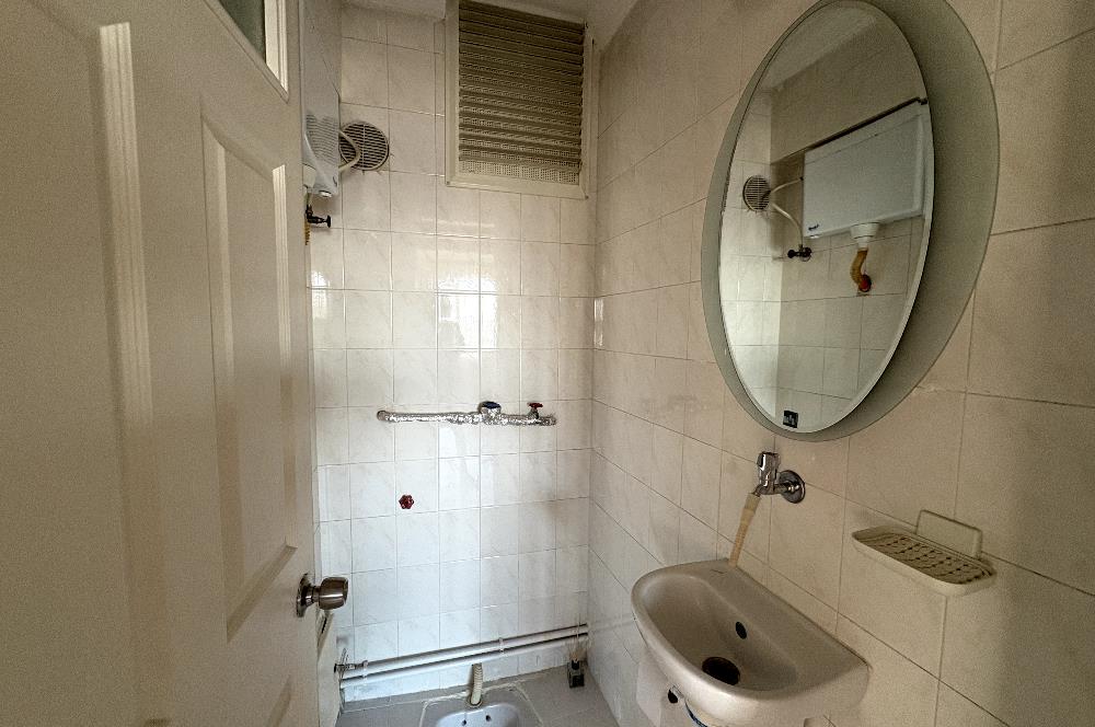 BORNOVA EGE ÜNİVERSİTESİ KARŞISI BAKIMLI KİRALIK 3+1 DAİRE