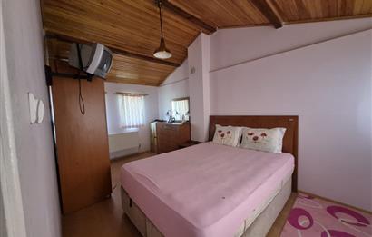 C21 Cius; Denize Kenarı 580 m2 Bahçe İçerisinde Müstakil Ev-Kapaklı