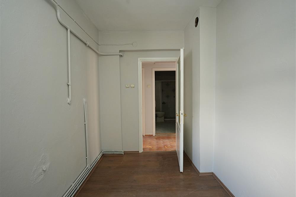 C21 Cius; 3+1 GEMLİK MERKEZDE SATILIK DAİRE