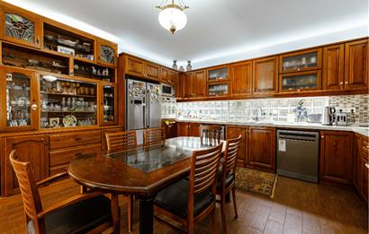 Bodrum Kumbahçe Satılık 5+1 Müstakil Yarı Taş Villa ve 2+1 Daire