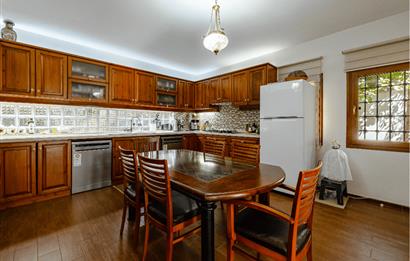 Bodrum Kumbahçe Satılık 5+1 Müstakil Yarı Taş Villa ve 2+1 Daire