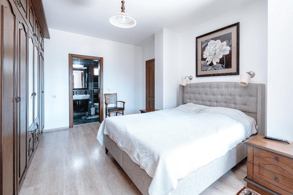 Bodrum Kumbahçe Satılık 5+1 Müstakil Yarı Taş Villa ve 2+1 Daire