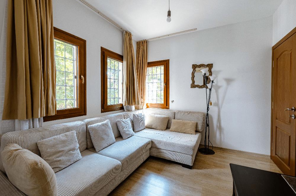 Bodrum Kumbahçe Satılık 5+1 Müstakil Yarı Taş Villa ve 2+1 Daire