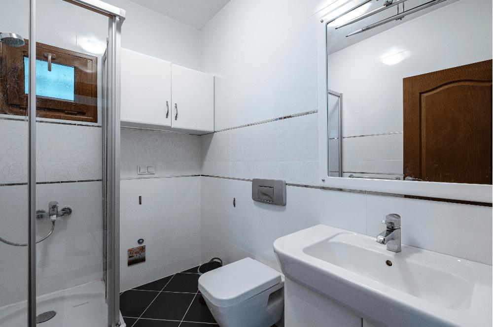 Bodrum Kumbahçe Satılık 5+1 Müstakil Yarı Taş Villa ve 2+1 Daire