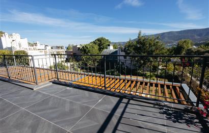 Torba'da Müstakil Havuzlu Denize Yürüme Mesafesinde Lüks Villa