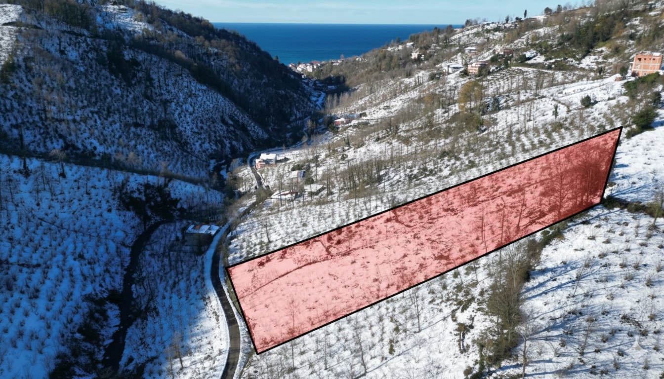 CENTURY 21'DEN PERŞEMBE MEDRESEÖNÜ'nde 2113 m2 YATIRIMLIK BAHÇE