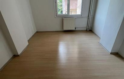 KARTAL ESENTEPE MAHALLESİ'NDE FIRSAT 3+1 SATILIK DAİRE