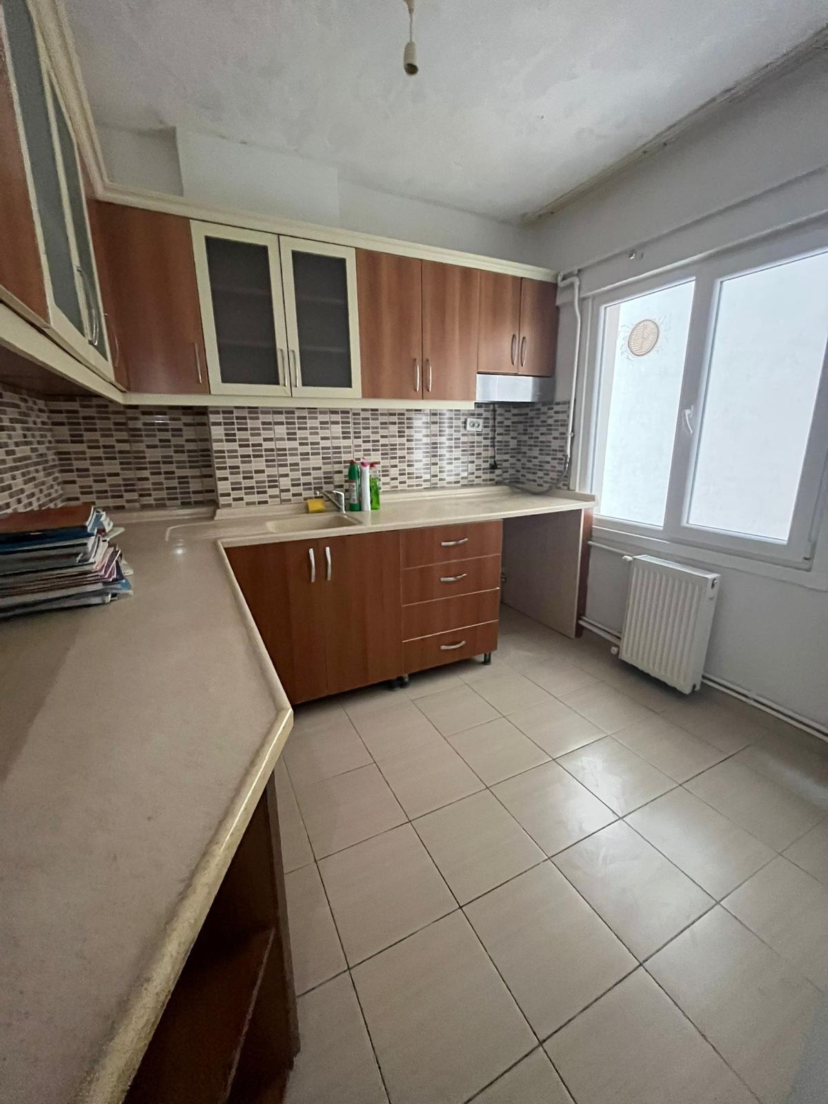 KARTAL ESENTEPE MAHALLESİ'NDE FIRSAT 3+1 SATILIK DAİRE