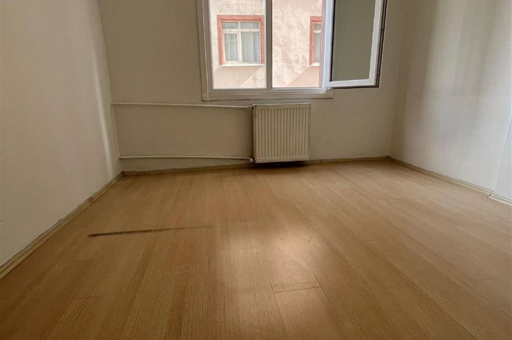 KARTAL ESENTEPE MAHALLESİ'NDE FIRSAT 3+1 SATILIK DAİRE