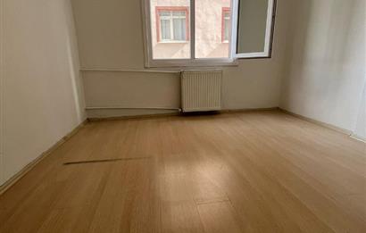 KARTAL ESENTEPE MAHALLESİ'NDE FIRSAT 3+1 SATILIK DAİRE