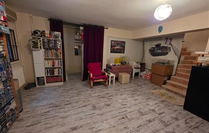 Köşe konumlu her işe uygun 2 katlı depolu dükkan