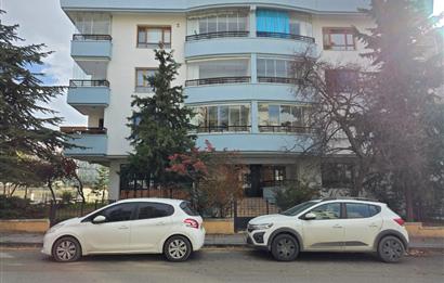 Köşe konumlu her işe uygun 2 katlı depolu dükkan