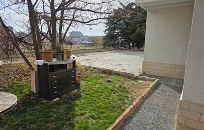 Köşe konumlu her işe uygun 2 katlı depolu dükkan