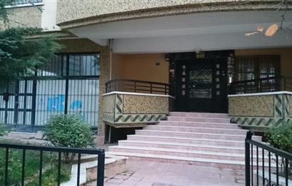 Köşe konumlu her işe uygun 2 katlı depolu dükkan