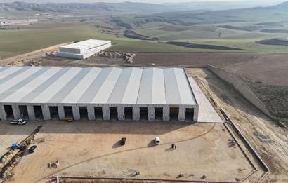 C21 LOFTTAN BOZBURUN'DA KİRALIK 1000 m² FABRİKA HOLÜ