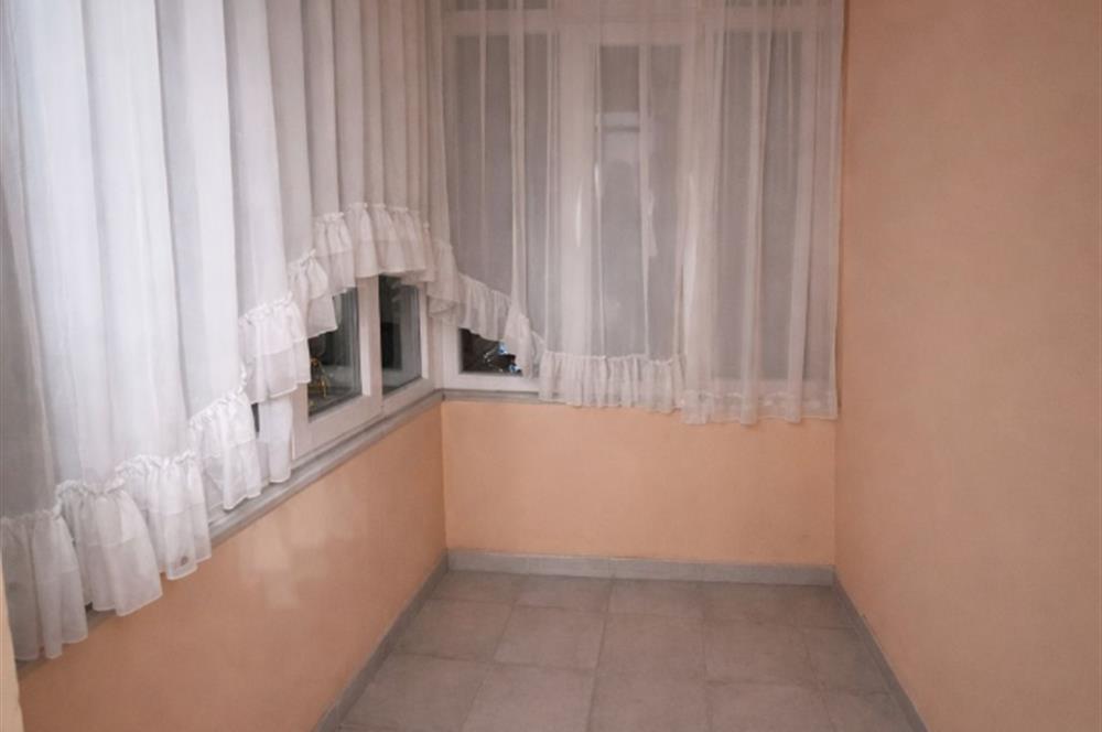 Ümraniye Namık Kemal'de 3+1 Satılık Daire