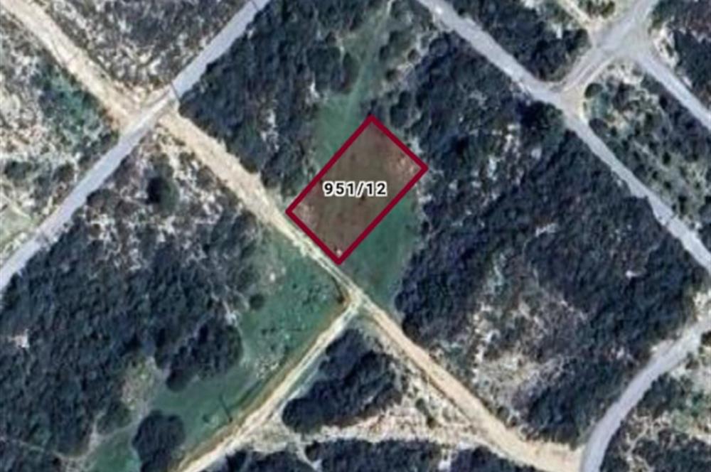 Didim seyrantepe'de iyi konumda 630 m2 müstakil villa arsası