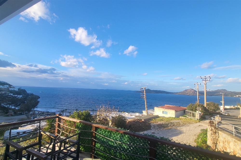 Yalıkavak Geriş'de Deniz Manzaralı Havuzlu 2+1 Yıllık Kiralık Daire