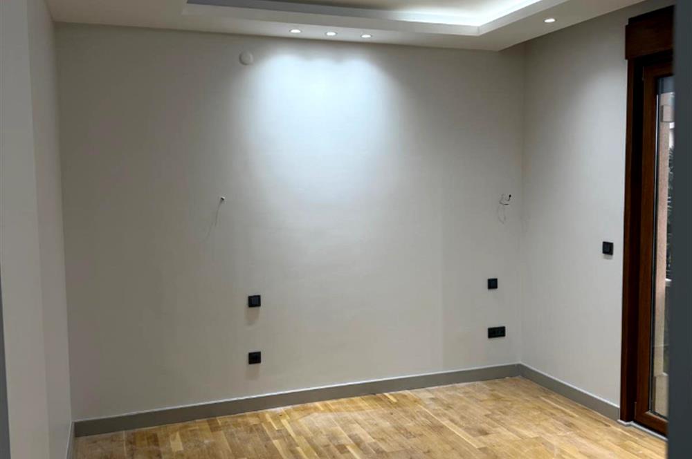 Metro & Metrobüs 7 DK Newcity 1.Etap 3+1 Özel Dekorasyonlu