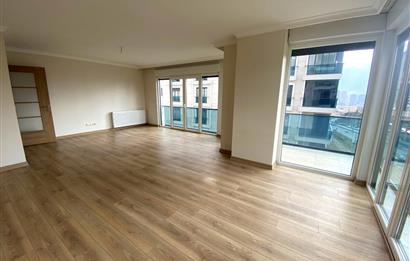 NEWCİTY 2.ETAPTA METRO VE METROBÜSE YAKIN SATILIK DAİRE