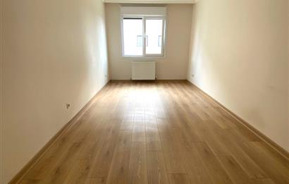 NEWCİTY 2.ETAPTA METRO VE METROBÜSE YAKIN SATILIK DAİRE