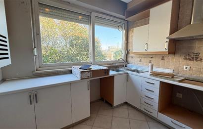 Baltalimanın'da Sahile Yürüme Mesafesinde 2+1 Kiralık Daire