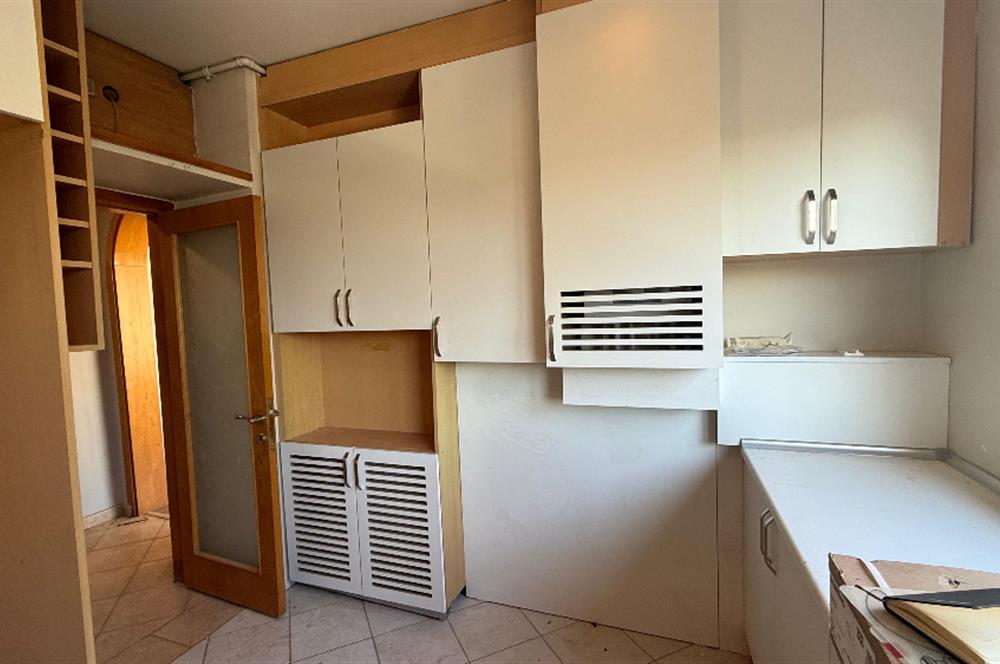 Baltalimanın'da Sahile Yürüme Mesafesinde 2+1 Kiralık Daire