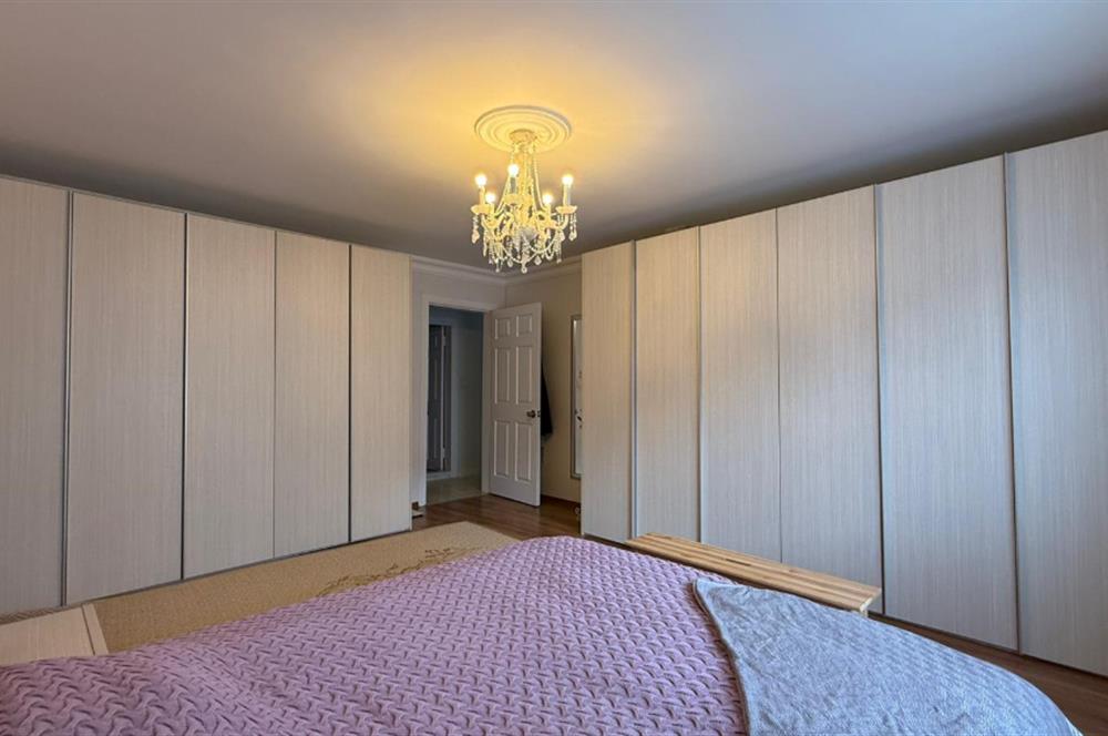 ACARLAR SİTESİNDE ÖNÜ AÇIK KONUMDA SATILIK ÇATI DUBLEKS