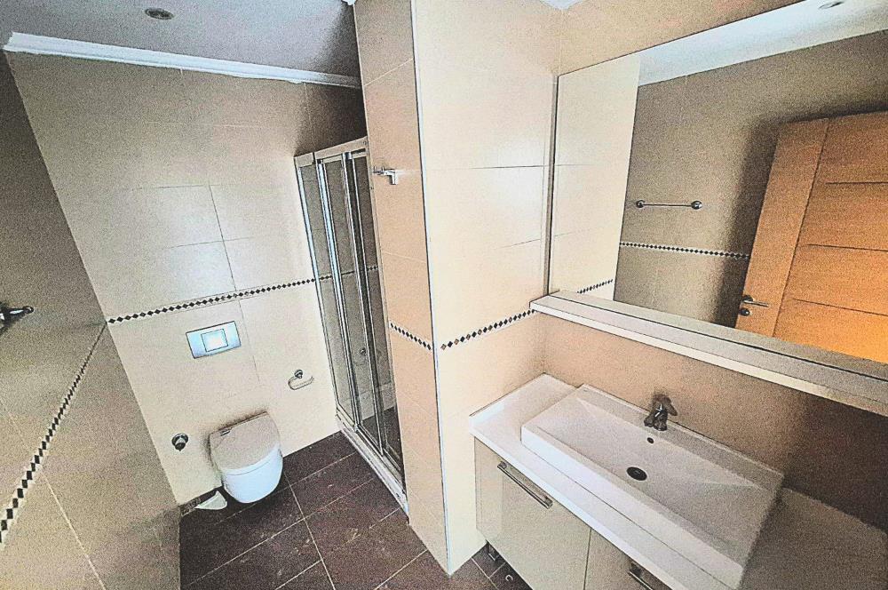 Uskumruköy Lotus Life'ta Havuz Cepheli Bahçe Dubleks